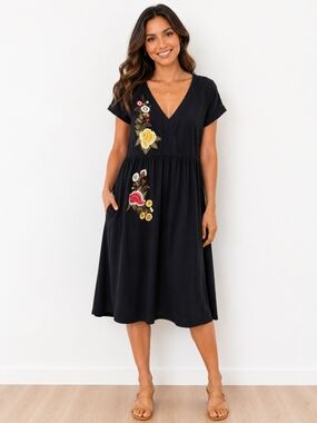 Caite Black V-Neck Embroidered Midi Dress - Floral Detail Size L